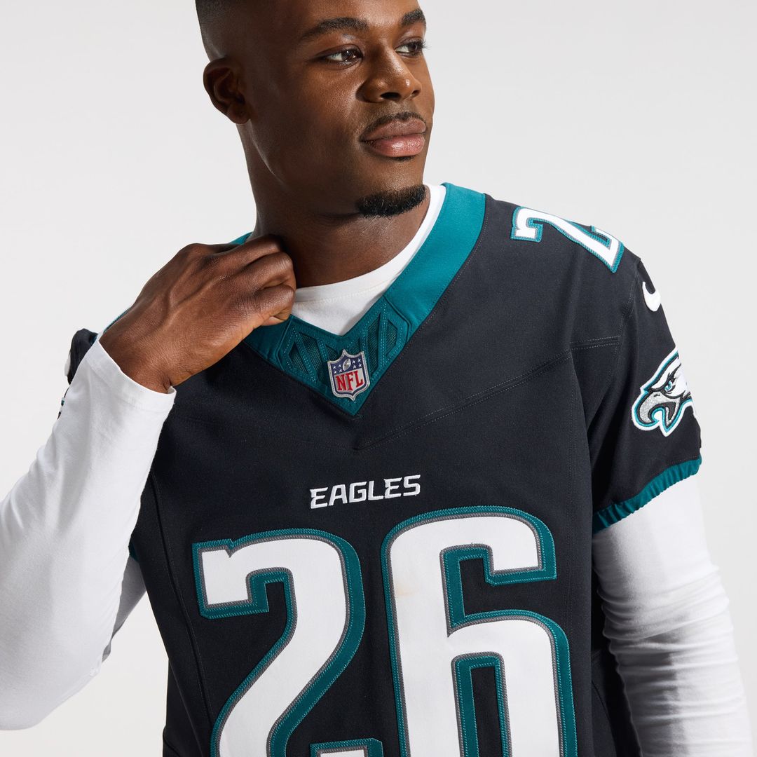 Philadelphia Eagles Saquon Barkley Nike Black Alternate Vapor FUSE Elite Jersey