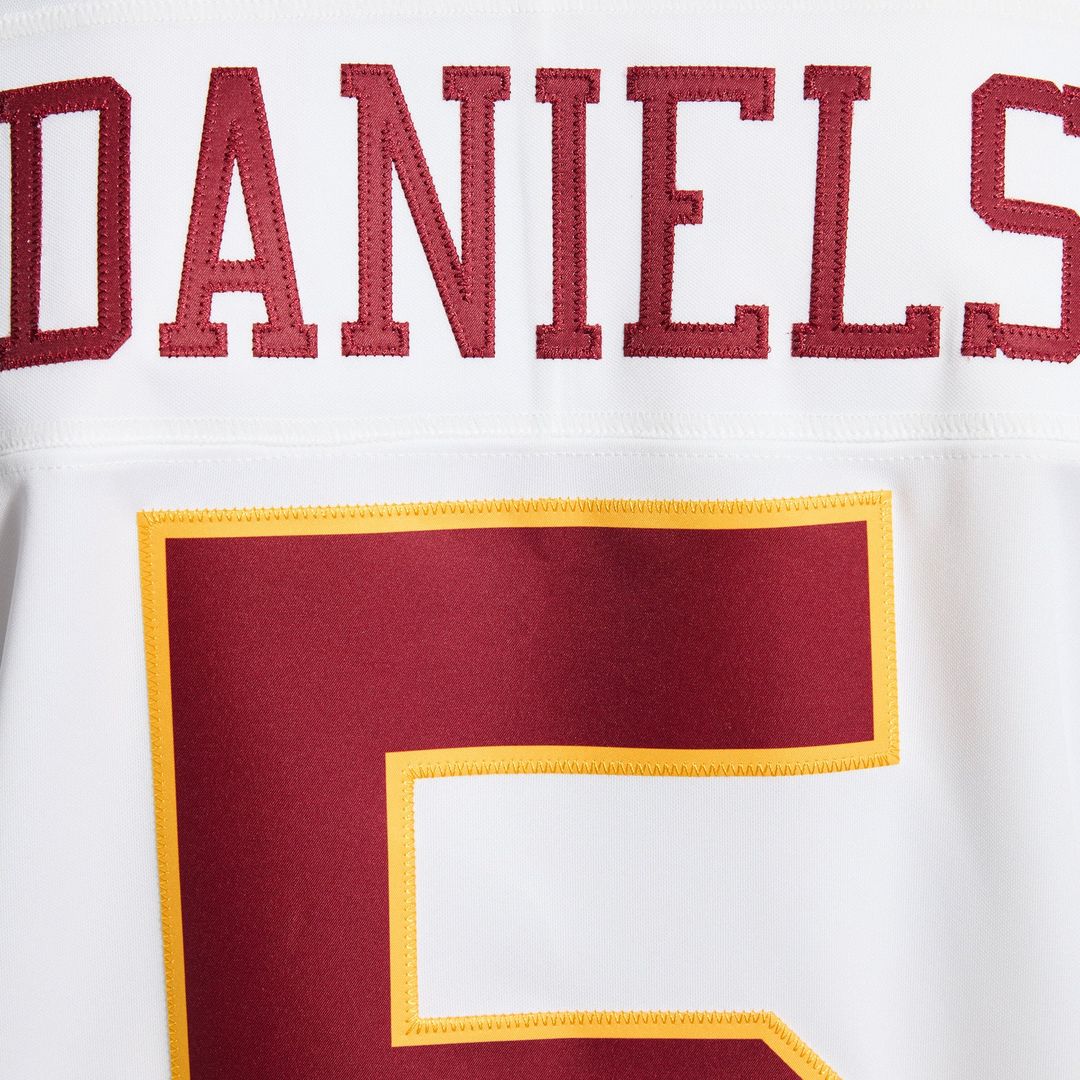 Washington Commanders Jayden Daniels Nike White Vapor FUSE Stitched Limited Jersey